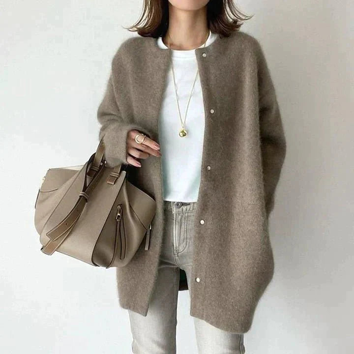 Olivia | Luxueus vest met knopen